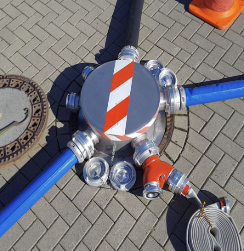 Schacht-Einlauf-Tonne Industrie THW Modell: WP2 (FF-AA) Storz- Kupplungen